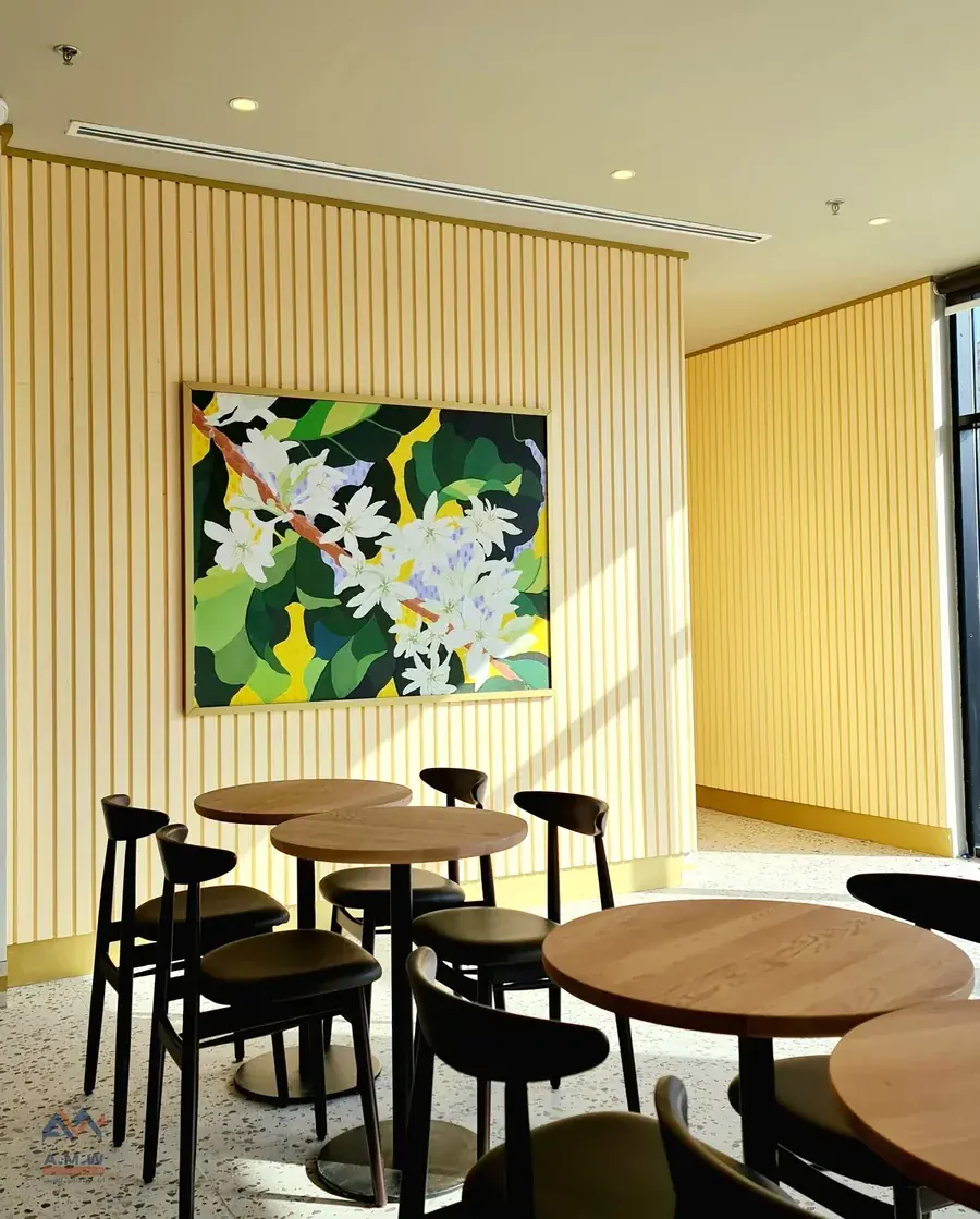 Starbucks fit-out and decoration work by AMW For Construction