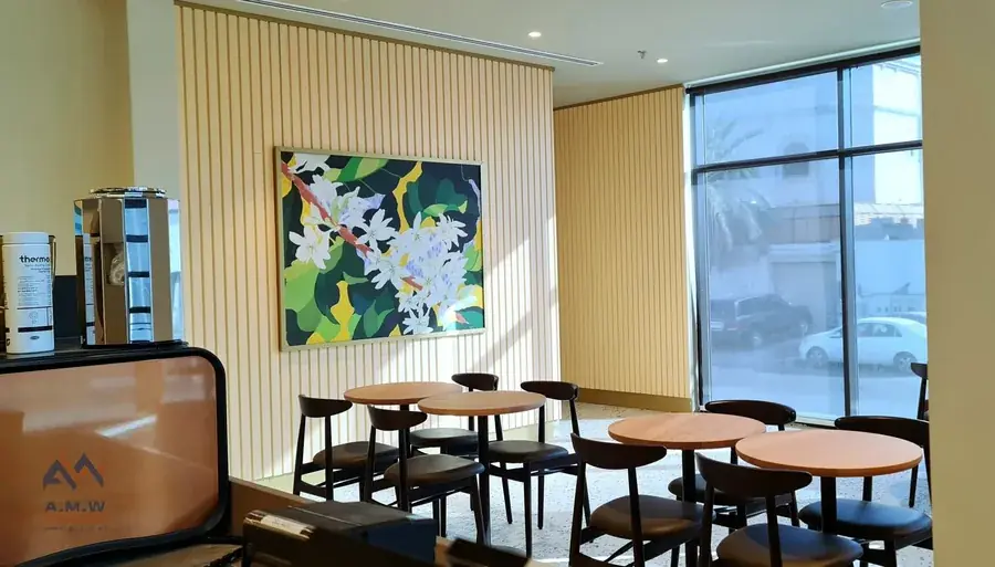 Starbucks fit-out and decoration work by AMW For Construction