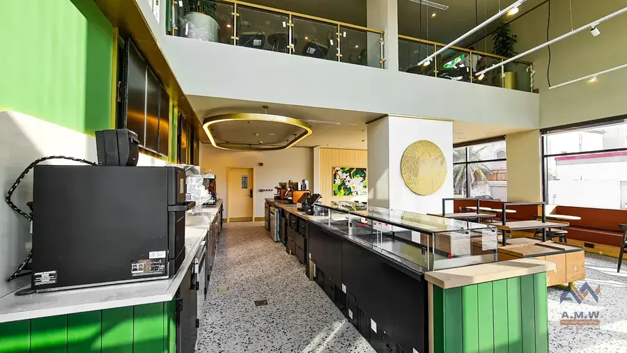 Starbucks fit-out and decoration work by AMW For Construction